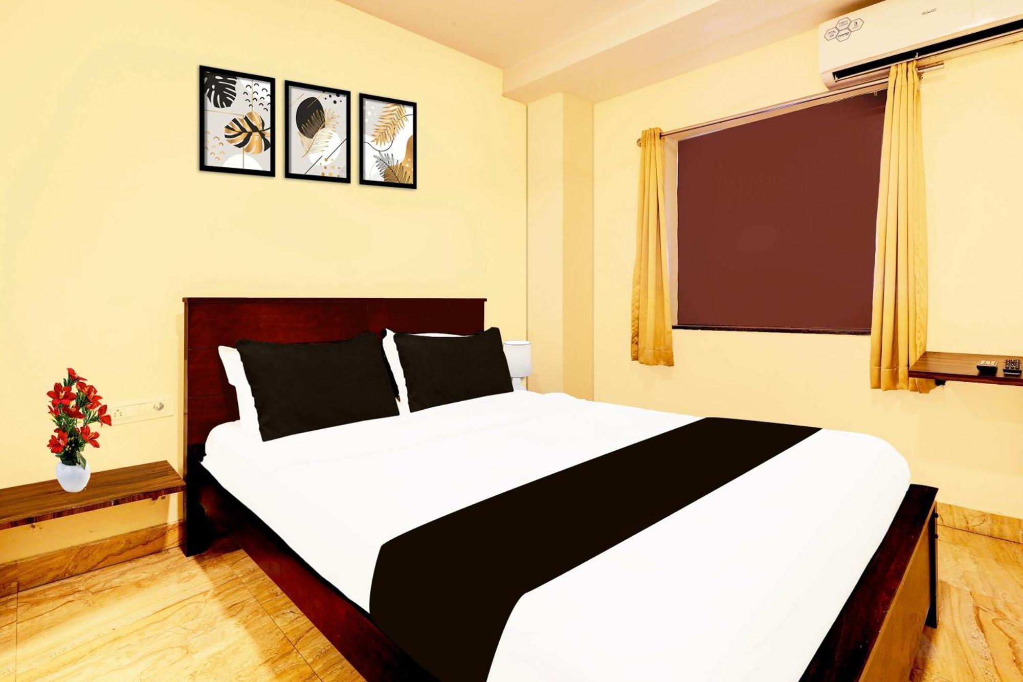 Super Hotel O Mahanadu Formerly Akshaya Bheemas Vijayawāda Eksteriør bilde